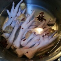 泡椒凤爪的做法图解2