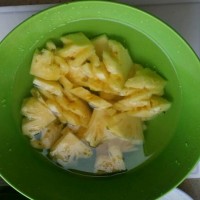 菠萝咕咾肉的做法图解2