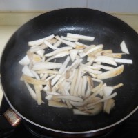 干煸五花肉杏鲍菇的做法图解5