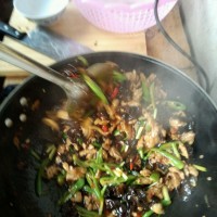 木须肉(干木耳炒肉)的做法图解3