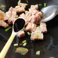 芋头红烧肉的做法图解6