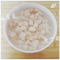 宫保藕丁——很美好的下饭菜的做法图解1