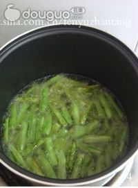 ļ