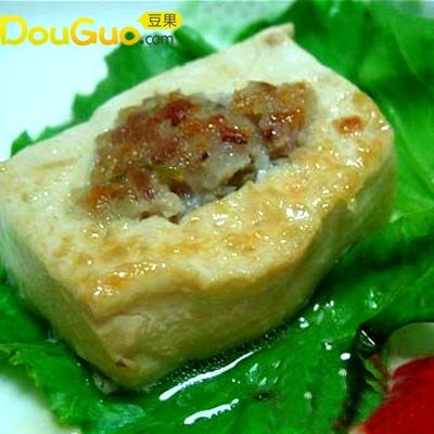 䶹