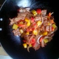 甜椒炒肉
