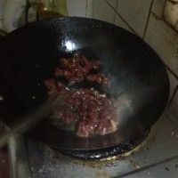ţ