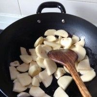ĩ