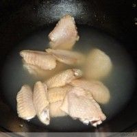 շ