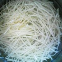 香椿土豆丝