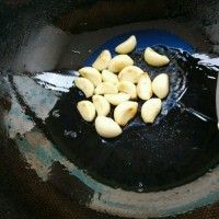 Ӻ