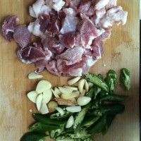 黄瓜烧肉
