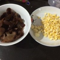 清炒木耳玉米粒