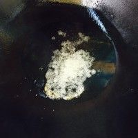 口蘑烧鸡腿