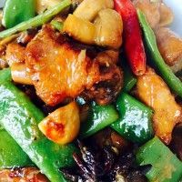 口蘑烧鸡腿