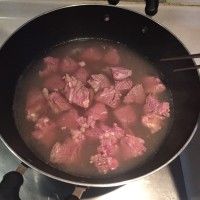 ţ