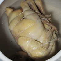 鼦