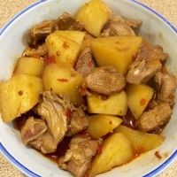 土豆红烧肉