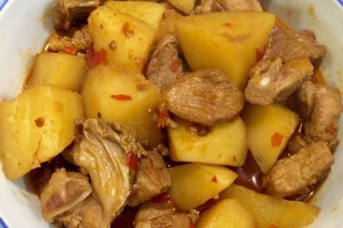 土豆红烧肉