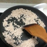ţ