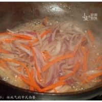 ţ