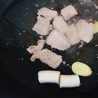 做正宗春笋排骨汤的图片步骤4
