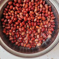 做正宗红豆花生桂圆大枣红糖水的图片步骤1