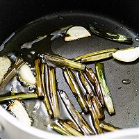 做正宗简单快手葱油拌面的图片步骤3