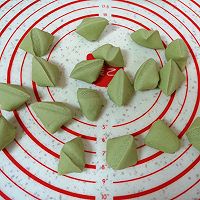 做正宗槐花蒸饺的图片步骤8