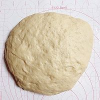 做正宗沙拉肉松面包的图片步骤7