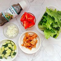做正宗炸鸡沙拉杯的图片步骤1