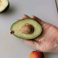 做正宗牛油果水果沙拉卷的图片步骤1