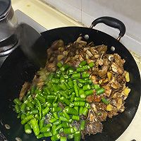 做正宗蘑菇烧鸡的图片步骤10