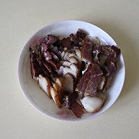 做正宗青蒜炒腊肉的图片步骤1