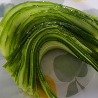 做正宗神仙雪碧脆黄瓜简易小凉菜的图片步骤2