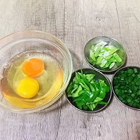 做正宗酱香青椒炒蛋盖浇饭的图片步骤2