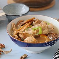 做正宗陈皮青杠菌炖排骨的图片步骤1