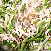 做正宗豆角焖面（挂面）的图片步骤5