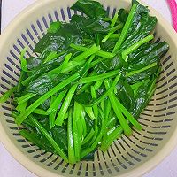 做正宗凉拌菠菜花生米的图片步骤4