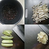 做正宗美味素菜黄瓜木耳炒海鲜菇的图片步骤2