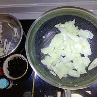 做正宗美味素菜黄瓜木耳炒海鲜菇的图片步骤5