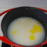做正宗南瓜甜肠焖饭的图片步骤2