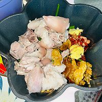 做正宗花胶猪脚煲花生的图片步骤7