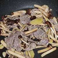 做正宗茶树菇炒牛肉的图片步骤9