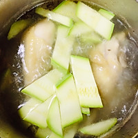 做正宗西葫芦鸡腿汤的图片步骤3