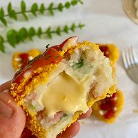 做正宗爆浆芝士土豆泥饭团的图片步骤17