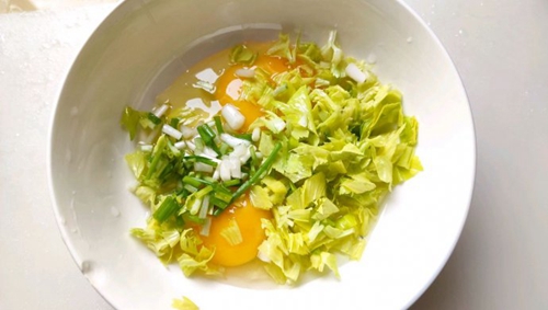 芹菜叶炒鸡蛋