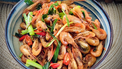 油爆河虾