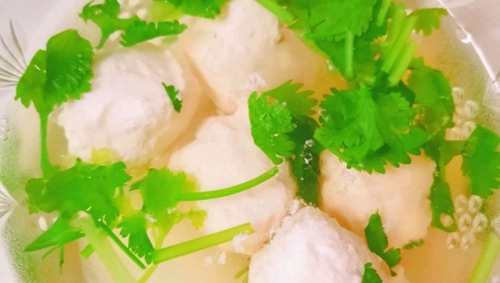 冬瓜鸡肉丸汤