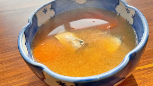 ζ໨