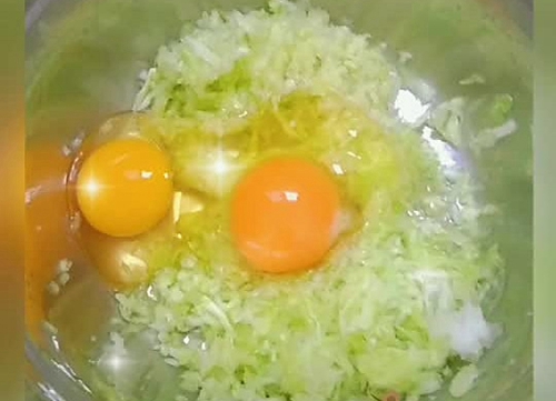 ˼